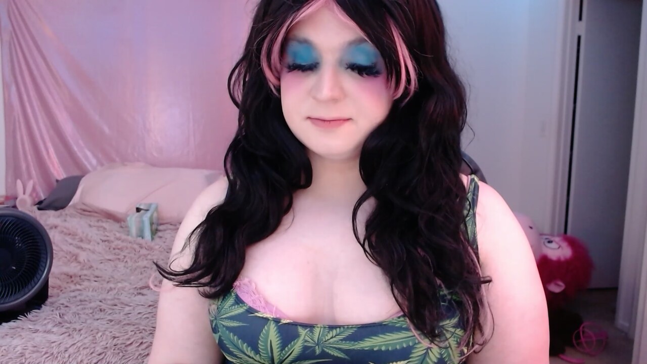 AdelinaFoxx