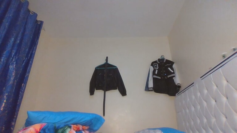 Sadiea21's Streamate show and profile