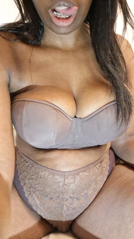 SassyKayx's Streamate show and profile